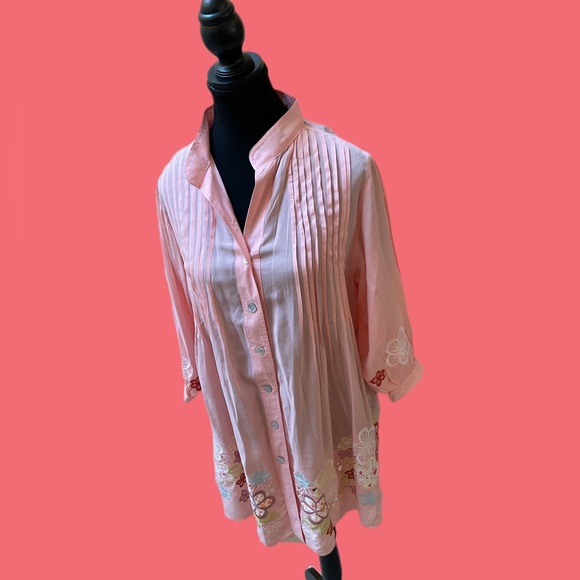 Beach shirt size medium to large - Picture 3 of 5